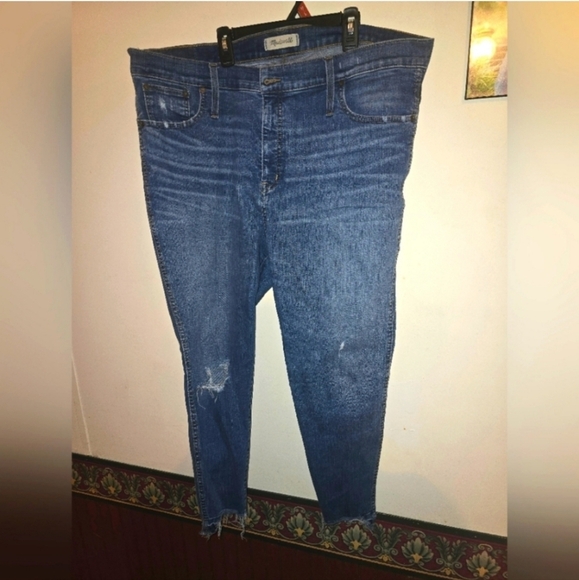 🍂🍁Madewell Curvy High-Rise Skinny Jeans: Drop Step-Hem Edition 35p - Picture 5 of 7